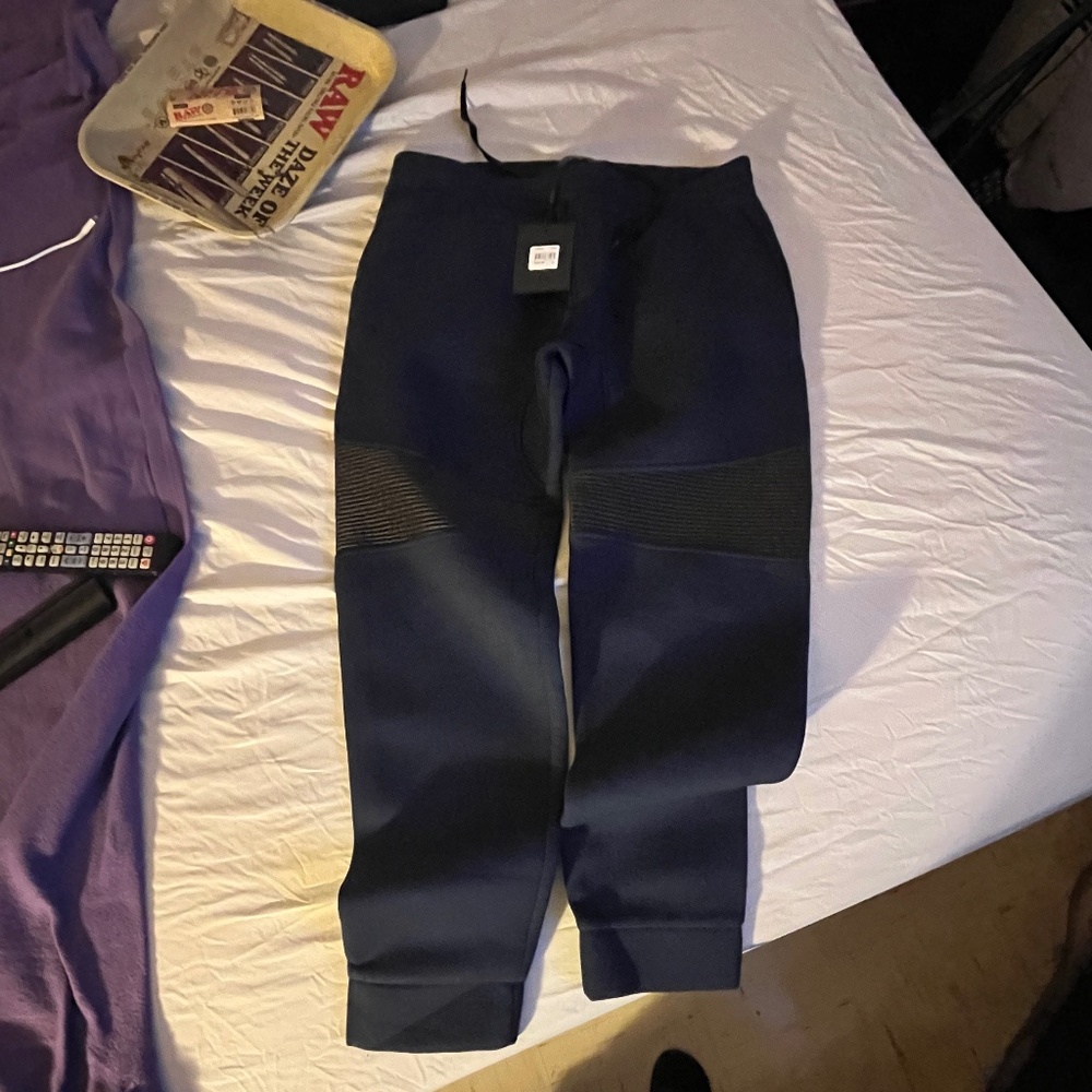 Mackage SweatPants NWTags XL  ( Retail Price $320)